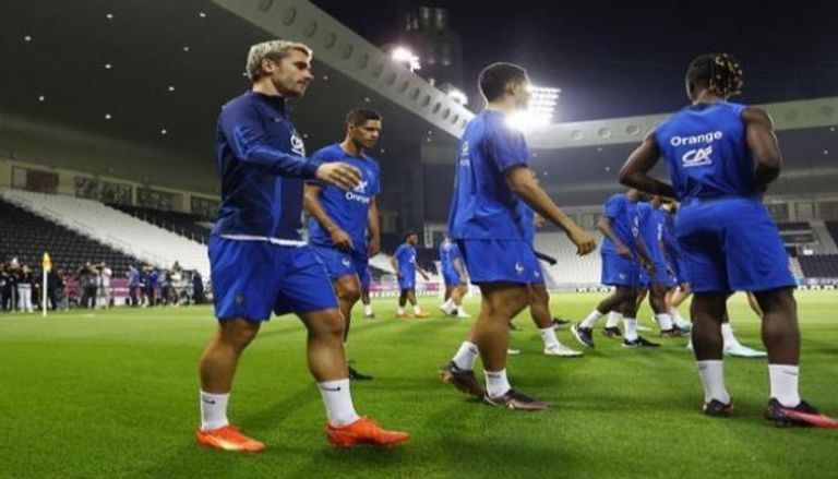 فيروس الإبل يضرب مجدّدا في معسكر المنتخب الفرنسي