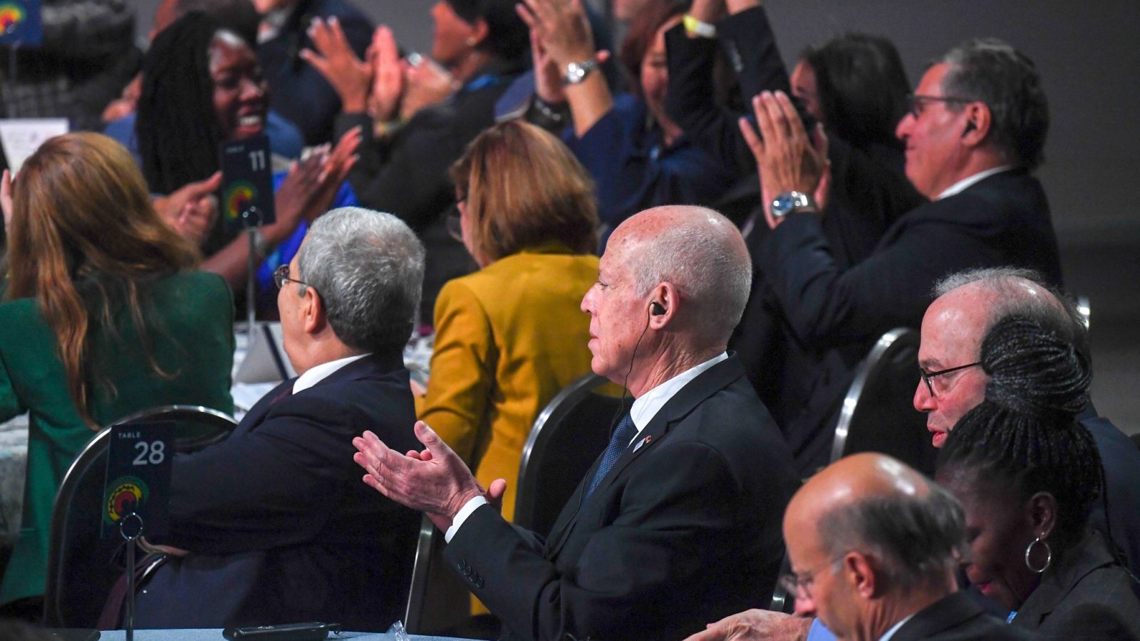 سعيّد لسيناتور أمريكي: تونس متمسّكة بسيادتها.. وبتعزيز العلاقات مع أمريكا