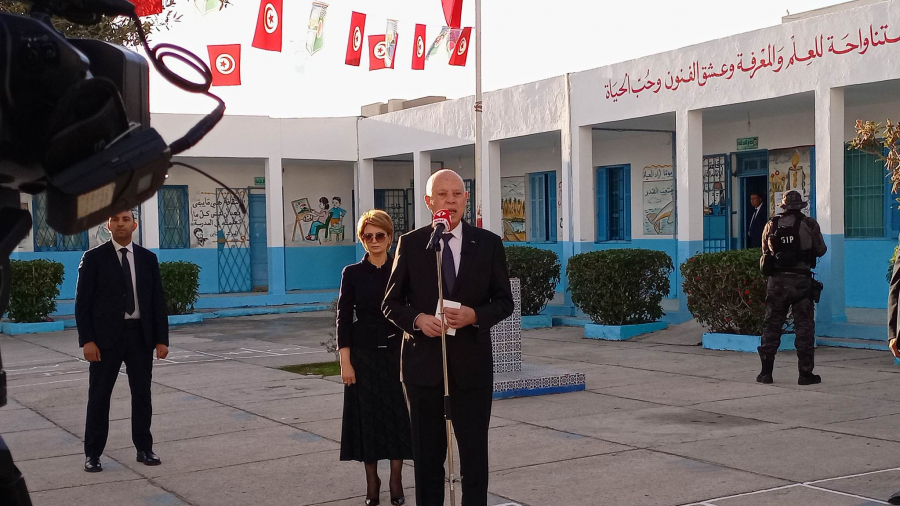 التشريعية/ رئيس الجمهورية وحرمه يدليان بصوتهما