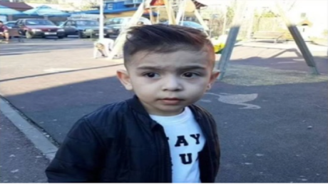 جدّة تطعن بلا رحمة حفيدها القاصر حتى الموت