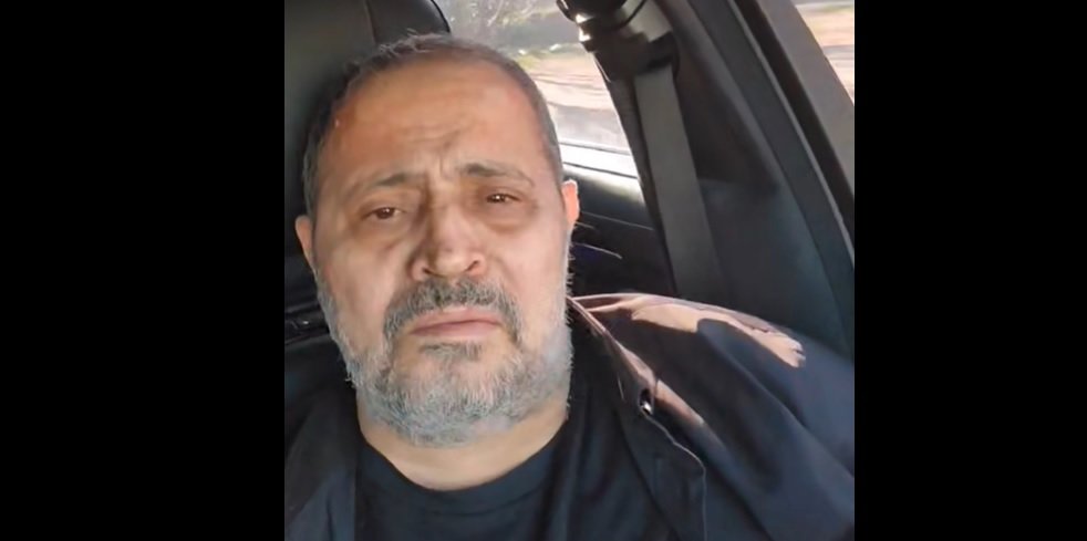 قبل دفن نجله بدقائق/ هذا ما طلبه جورج وسوف من أبناء بلدته (فيديو)