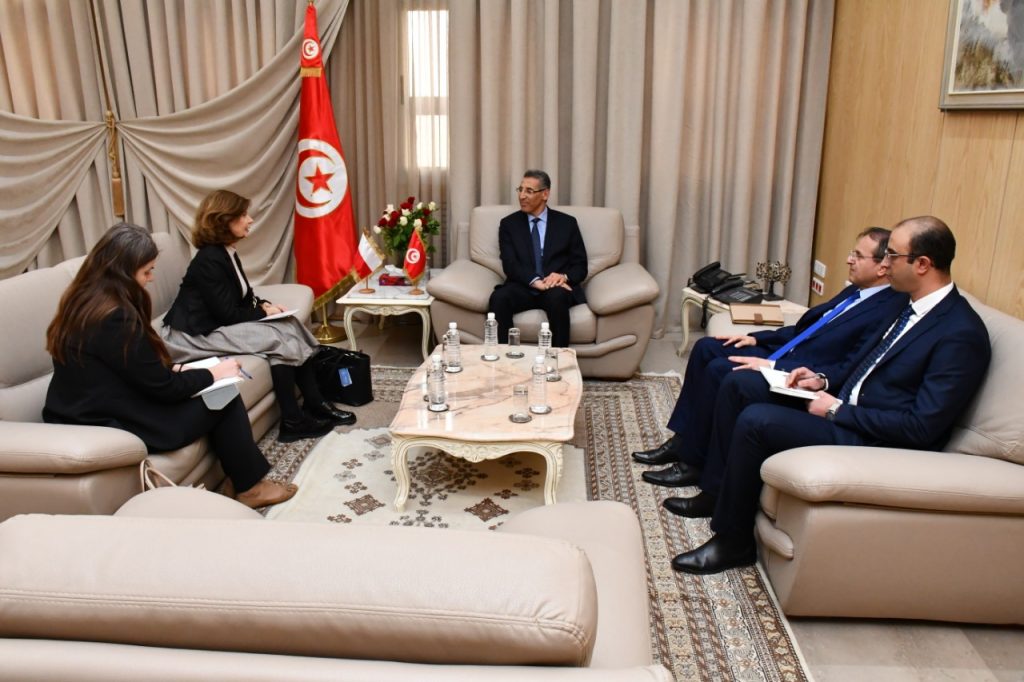 شرف الدين مع سفيرة بولونيا