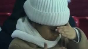 مفاجأة بانتظارها/ الكاف يبحث عن طفلة جزائرية خطفت الأضواء في “الشان”