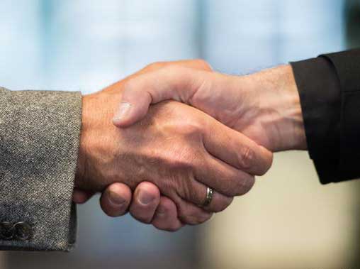 دراسة علمية/ اعرف مرحلة اكتئابك من قبضة يدك!