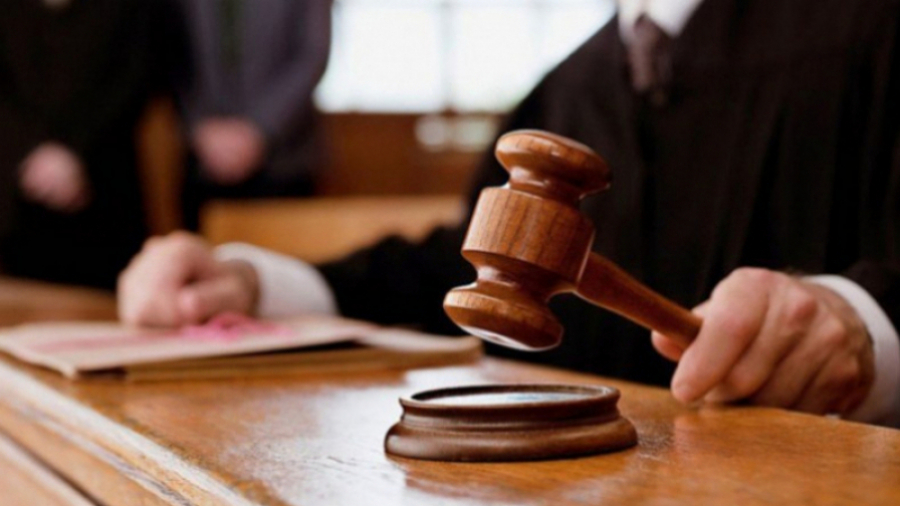 الافراج عن الحكم الدولي السابق مكرم اللقام