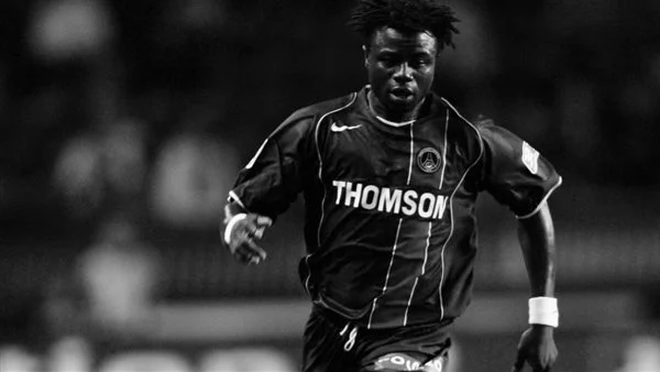 وفاة نجم الكاميرون السابق موديست مبامي