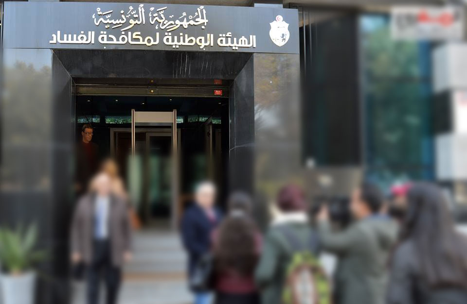 المفصولون من هيئة مكافحة الفساد يهددون بالتصعيد