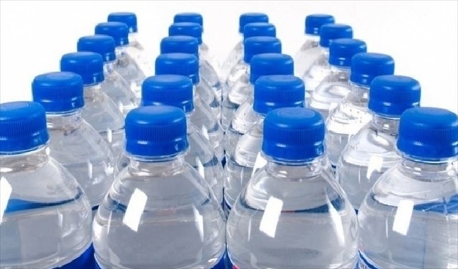 حجز أكثر من 100 ألف قارورة مياه وعقوبات تصل إلى السجن