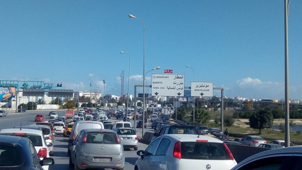 تحويل جزئي لحركة المرور بالمدخل الجنوبي للعاصمة