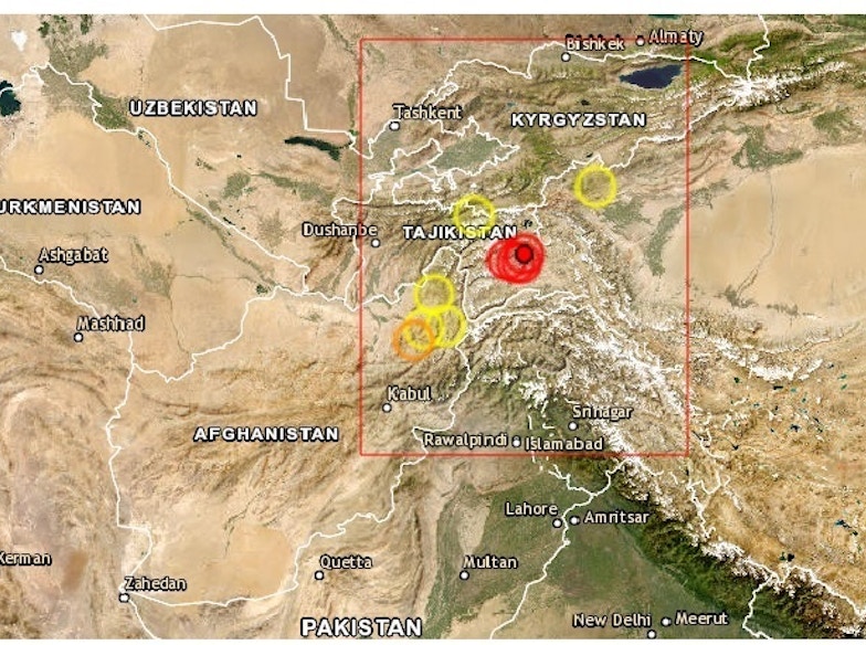زلزال قوّي جدا على الحدود الصينية