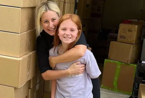 طفلة الـ11 عاما تتقاعد/ تجني أكثر من 100 ألف دولار شهرياً