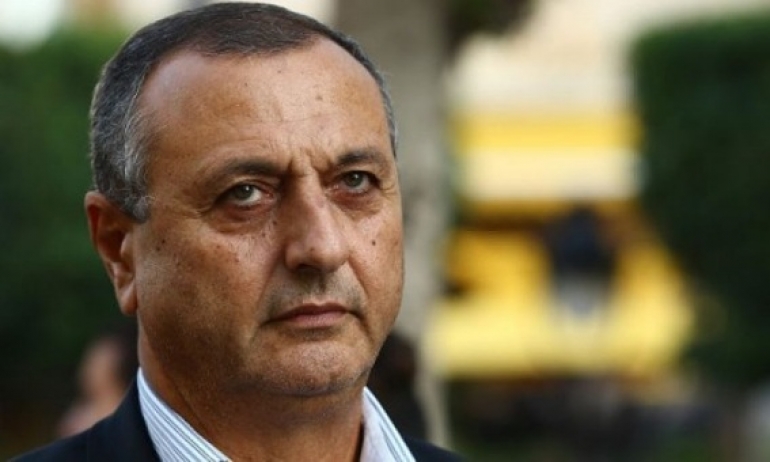 رفض تمكين عصام الشابي من استمارة التزكيات