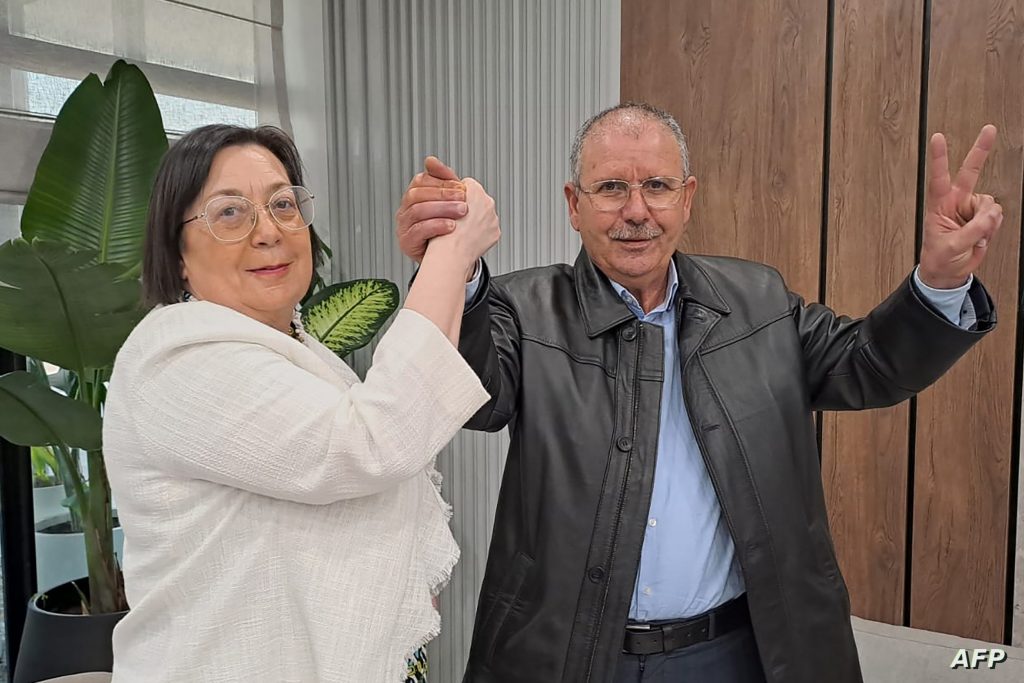 تونس لانش طرد