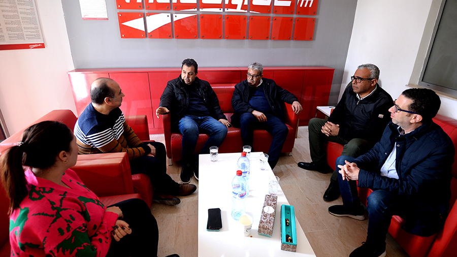 وفد من اتحاد الشغل في زيارة دعم لـ”موزاييك”