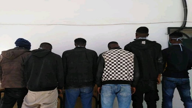 ايقاف أفارقة