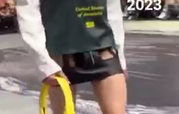 سراويل طايحة