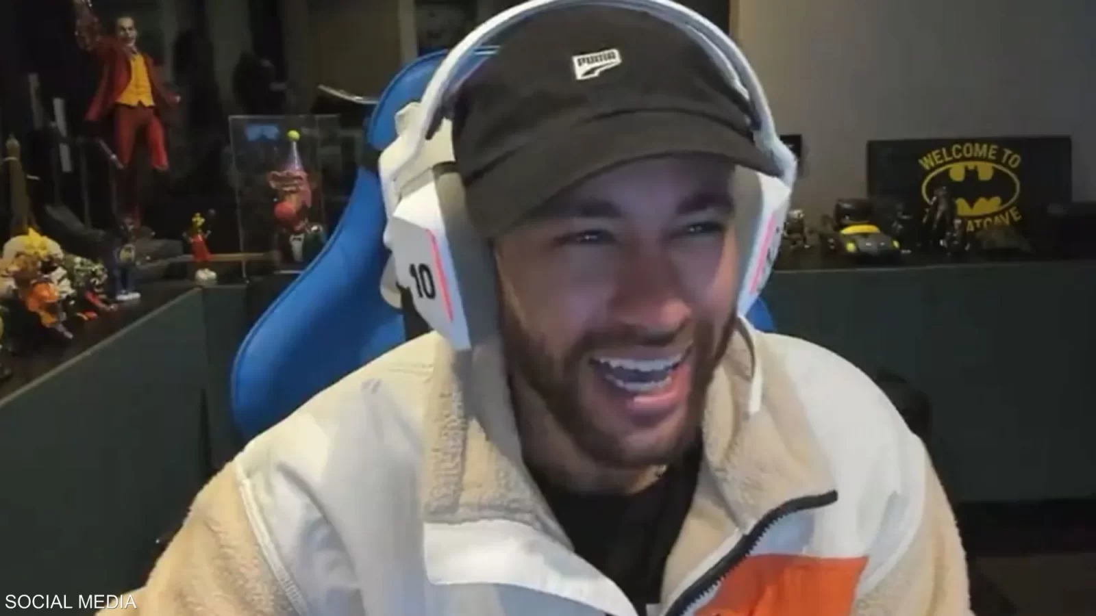 خسر مليون يورو في القمار/ شاهد دموع نيمار