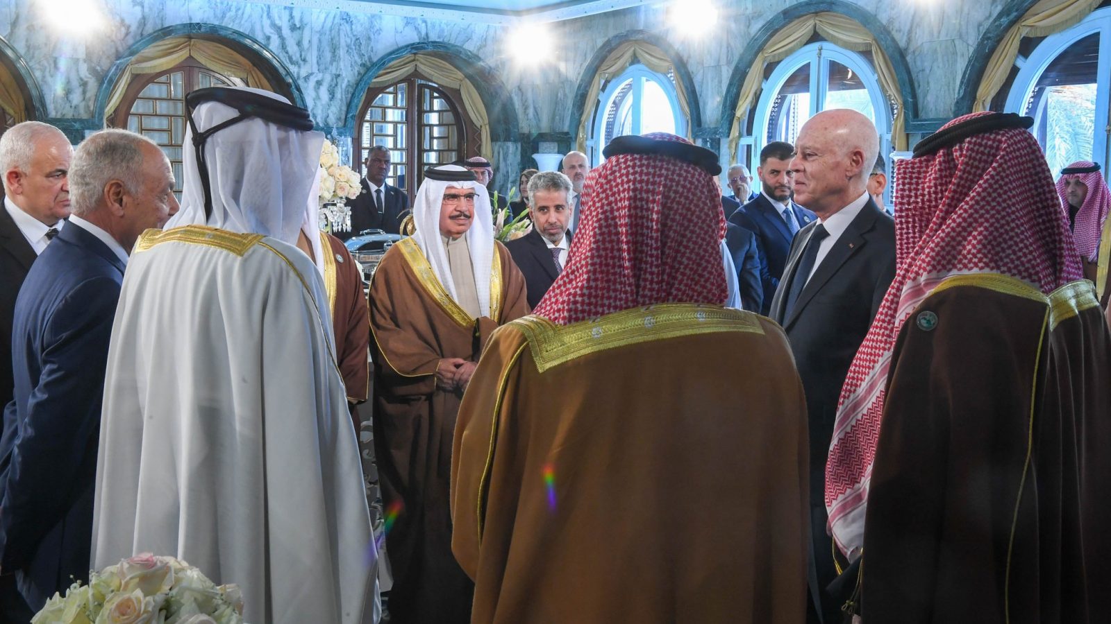 الرئيس يلتقي بوزراء الداخلية العرب الرئيس يلتقي بوزراء الداخلية العرب