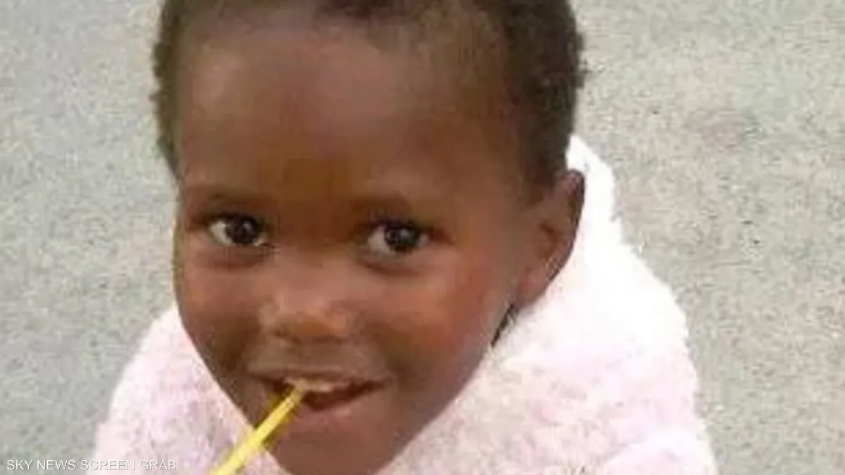 مؤلم/ وفاة طفلة الـ3 سنوات في حفرة للصرف الصحي