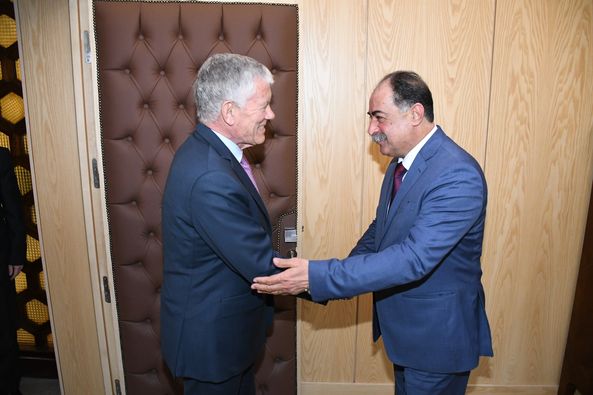 مكافحة الإرهاب والجريمة محور لقاء وزير الداخلية بالسفير الفرنسي