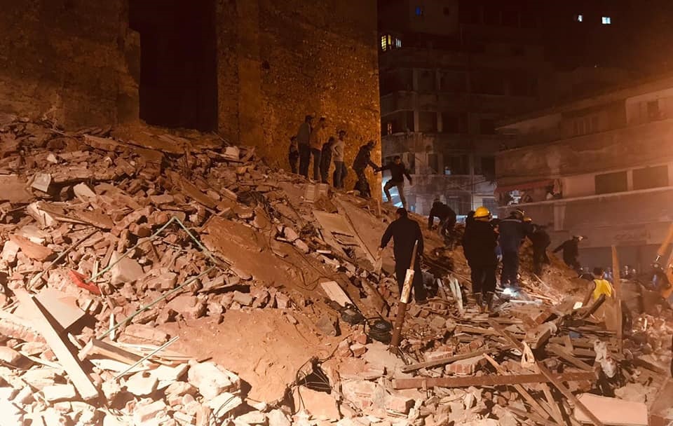 انهيار مبنى