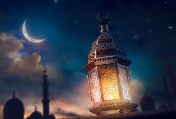 مركز الفلك الدولي يحدّد موعد عيد الفطر
