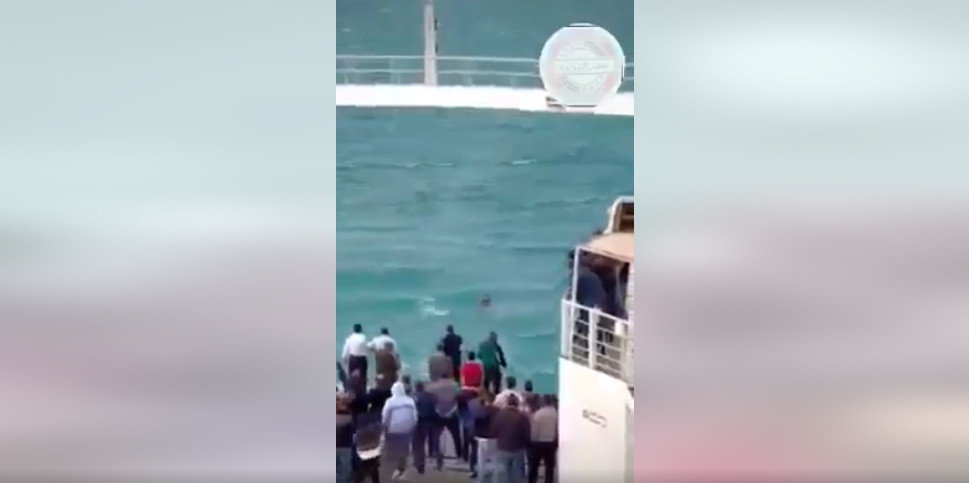 فيديو/ انتشال امراة سقطت من لود قرقنة