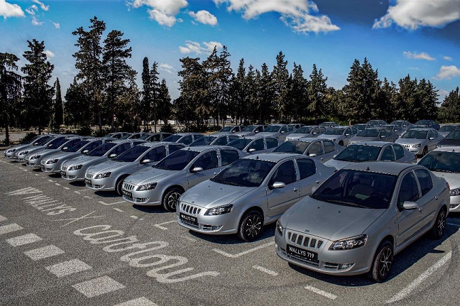 مشروع قانون المالية.. اقتطاع دينارين عن كل سيّارة يقع كراؤها