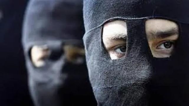 ملّثمون يستولون على كمية من المصوغ من مصاغة في بنزرت