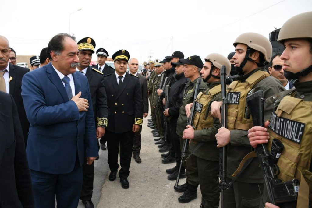 وزير الداخلية