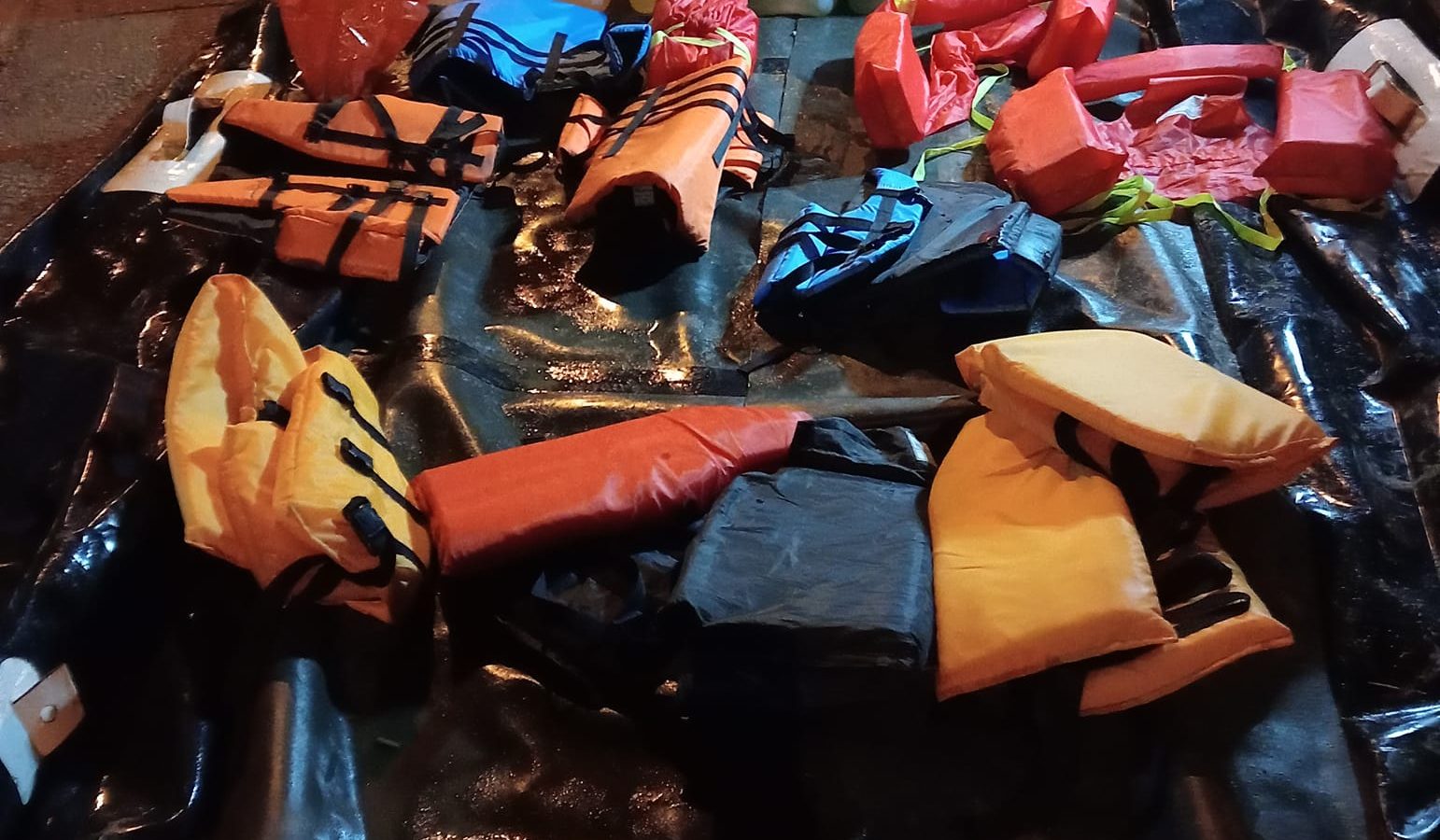 منزل تميم / حجز زورق بمنزل مجهور