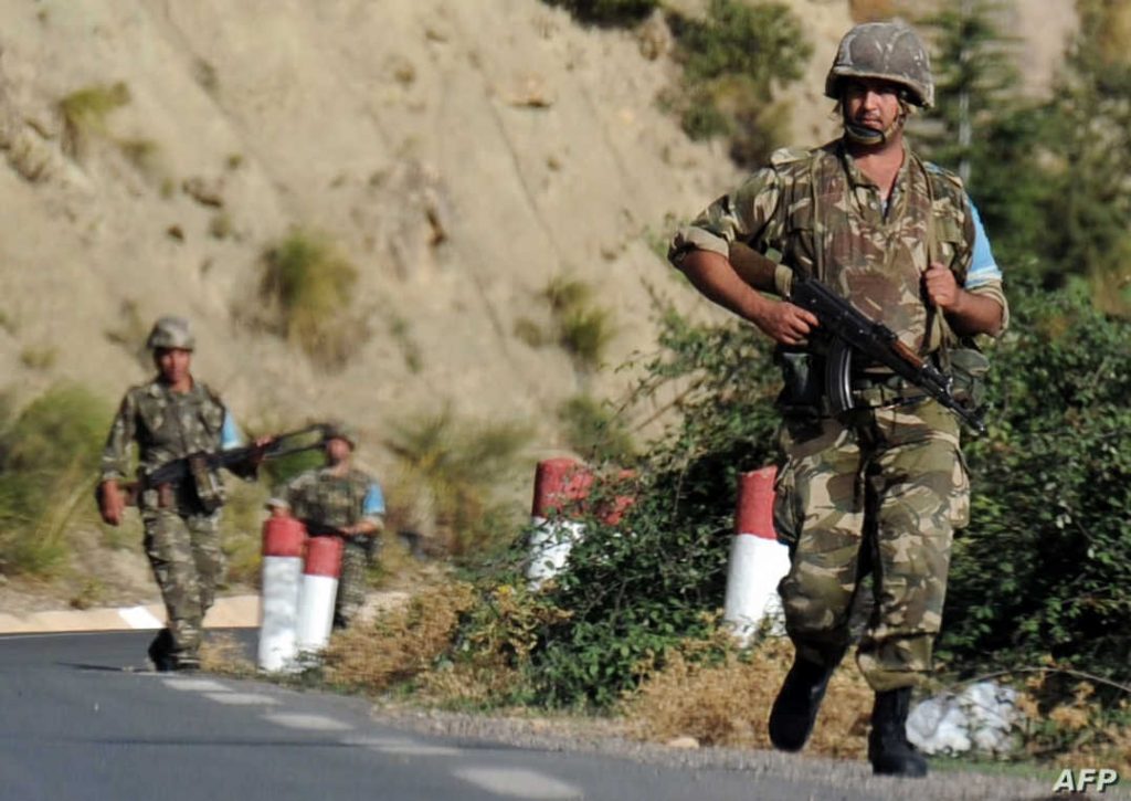 الجزائر اشتباكات مع ارهابيين