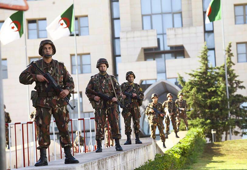 الجيش الجزائري