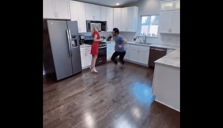 العلاقة الزوجية