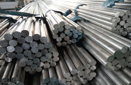 اليمينوم ينهي حياة عامل