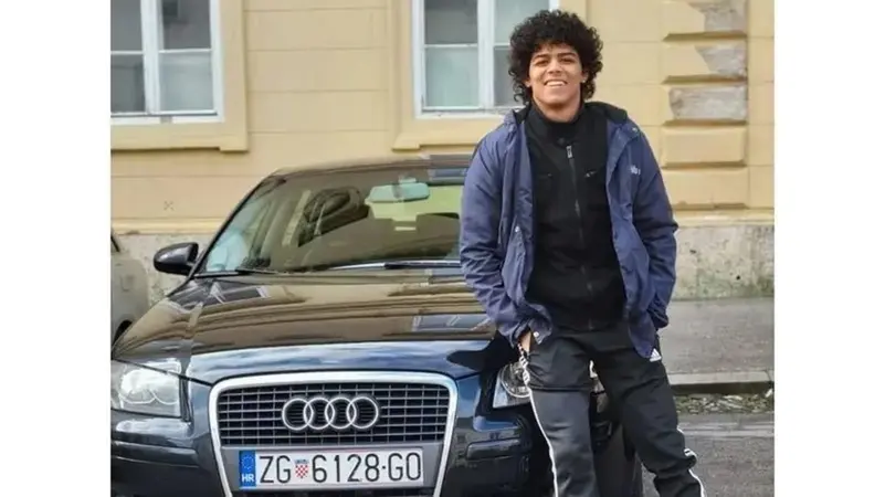 تعهد بمساعدته/ ملياردير مصري يطالب مصارعاً “حرق” عبر تونس بالعودة