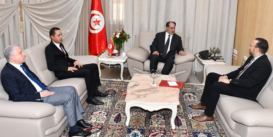جلسة عمل بين وزيري الدّاخليّة وتكنولوجيّات الاتصال