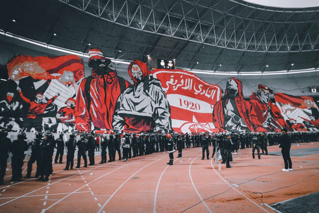 الافريقي تعيش