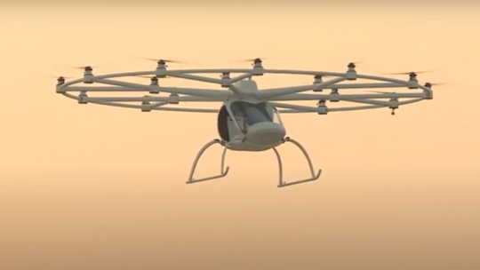 السعودية/ نجاح أول اختبار للتاكسي الطائر (فيديو)