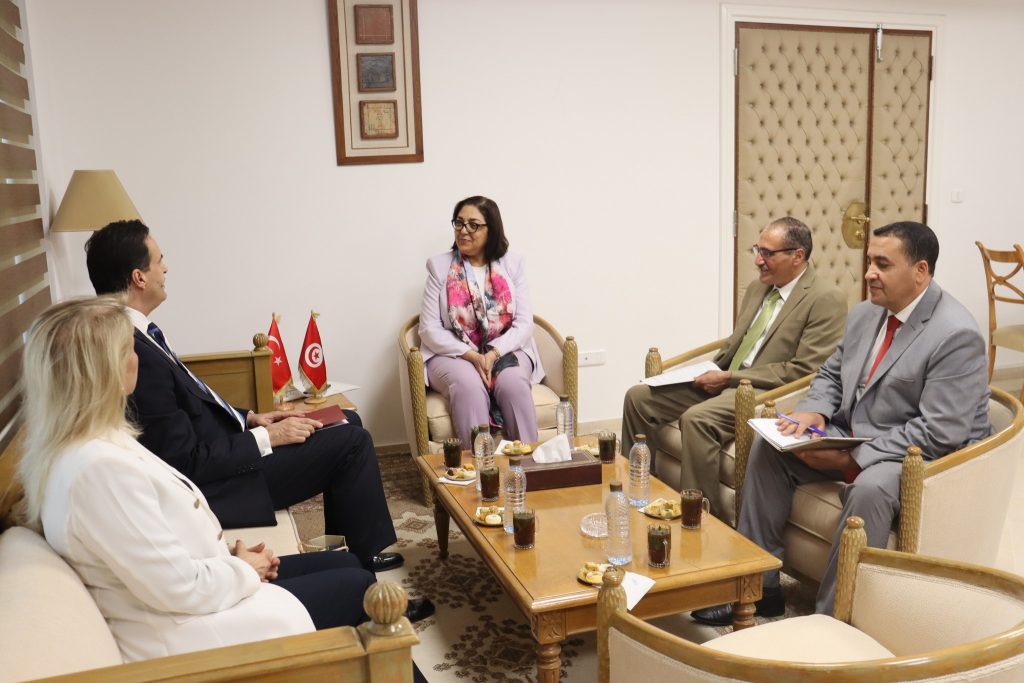 تركيا وتونس