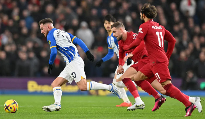 الأرجنتيني ماك أليستر أولى صفقات ليفربول