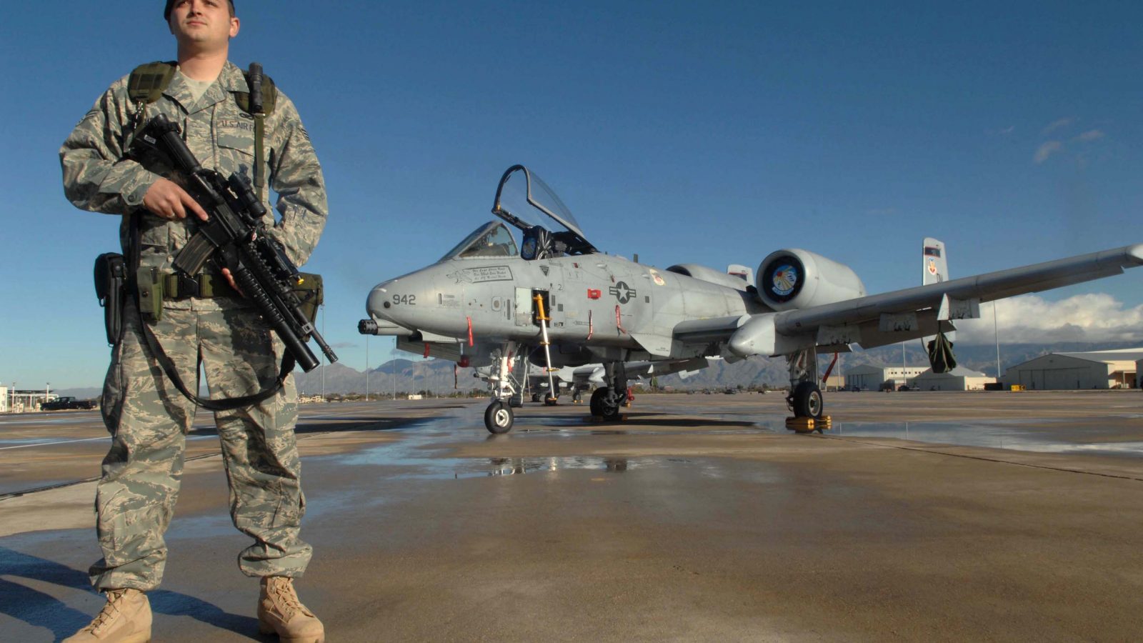 نيويورك تاميز: الصين سربت فيروسا للمؤسسة عبر شبكات كهرباء قواعد عسكرية أمريكية