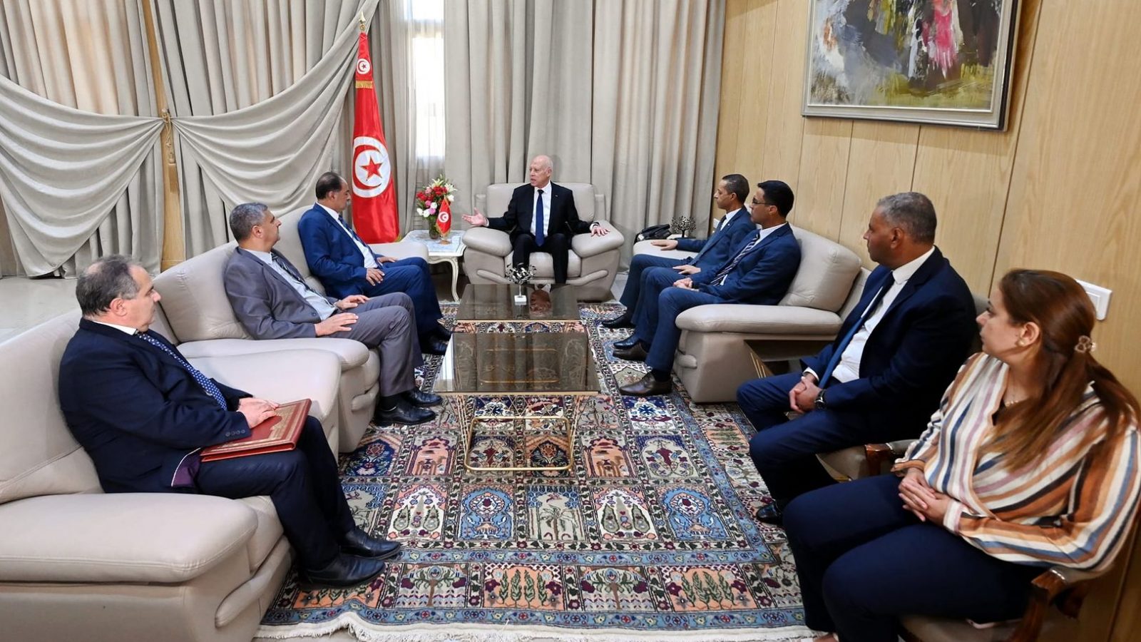 في زيارة للداخلية/ سعيد يطّلع على تطورات الوضع بصفاقس (فيديو)