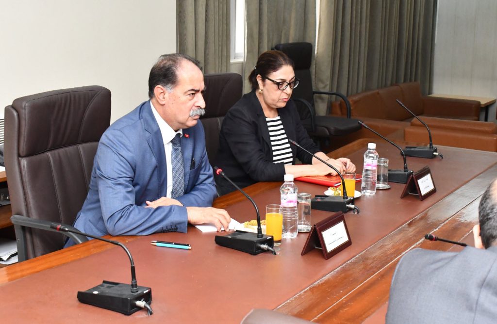 وزيرا الداخلية والتجارة