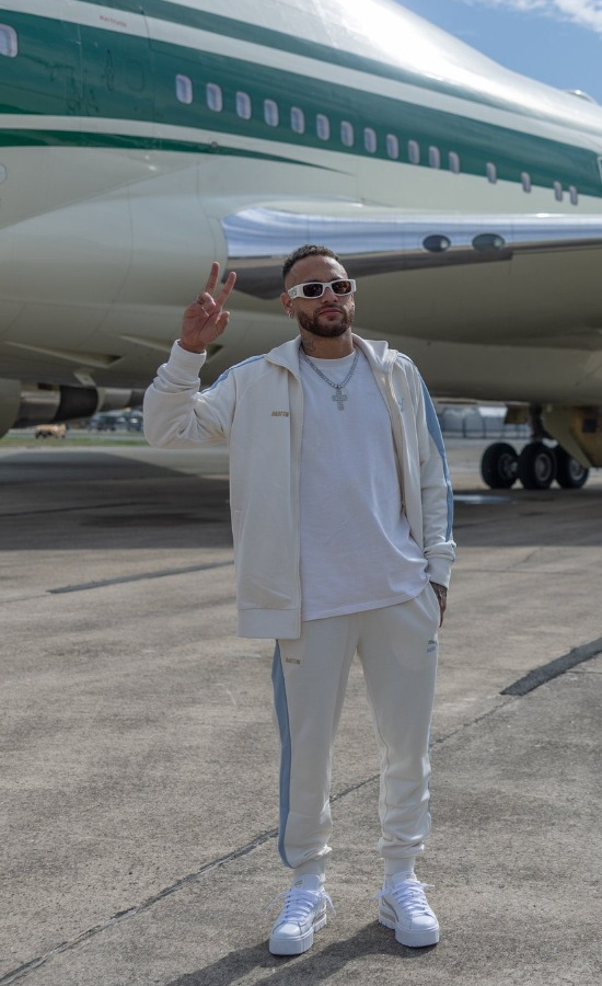 صور/ “صليب” نيمار يثير الجدل