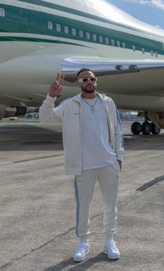 نيمار بالصليب