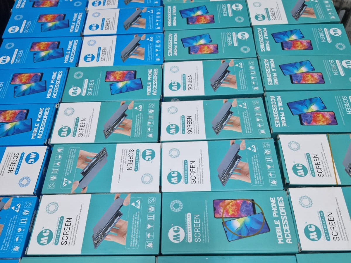 صفاقس / حجز بضائع ومصوغ مهرب بهذه القيمة (صور)