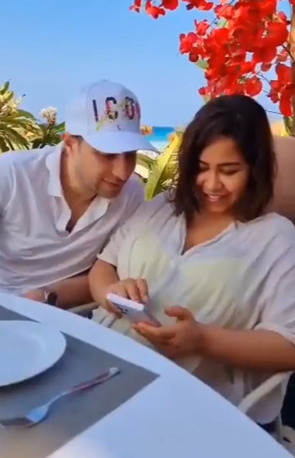 بعد شائعات محاولة انتحارها.. أول ظهور لشيرين عبد الوهاب (صور)