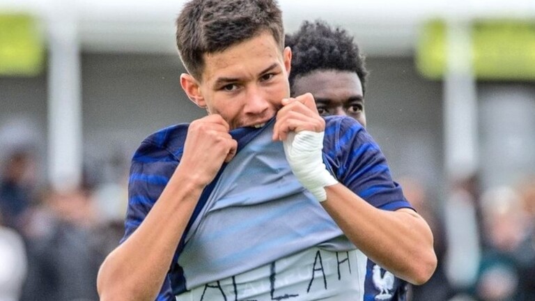 استبعاد لاعب مسلم من منتخب فرنسا بسبب عبارة “الله أكبر”