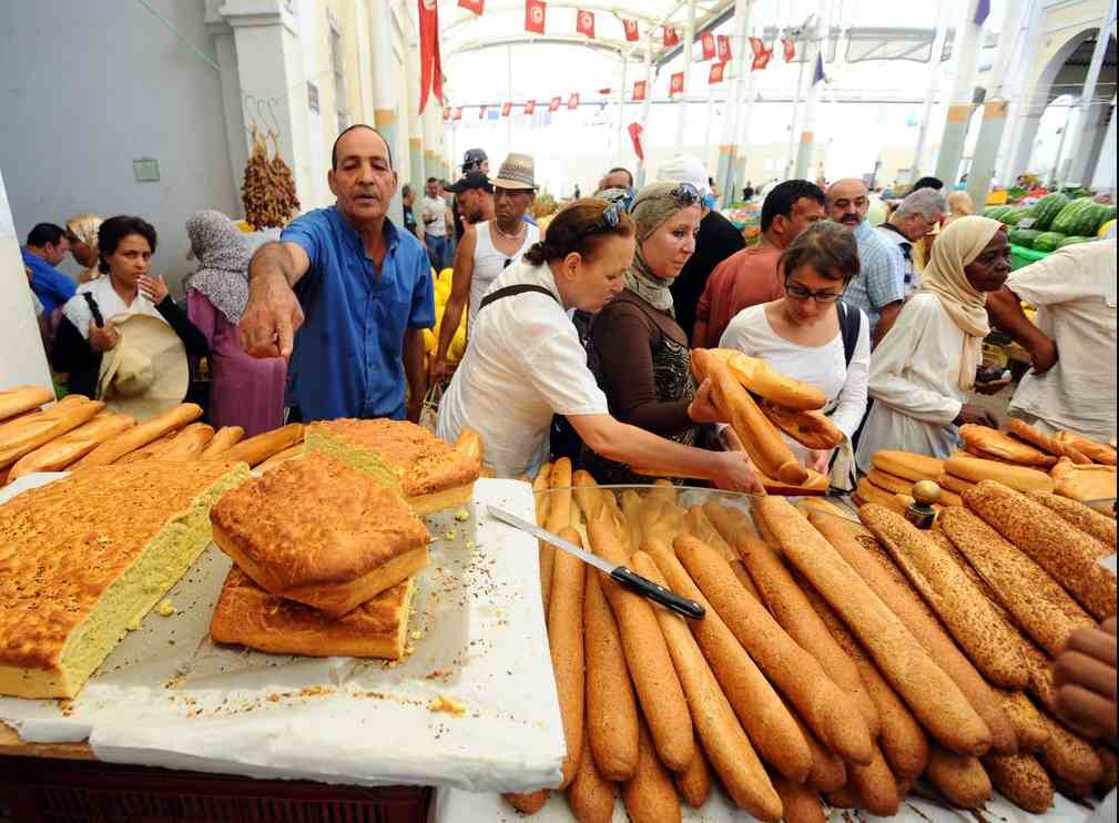 بالارقام..تقرير مطول من مرصد “رقابة” حول “ازمة الخبز والسميد”